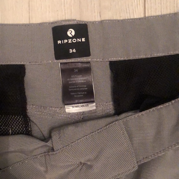 🔥3/$18🔥 MENS SHORTS - Picture 2 of 2